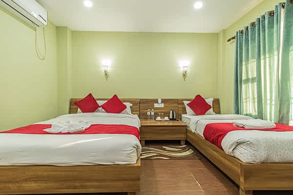 deluxe-family-room