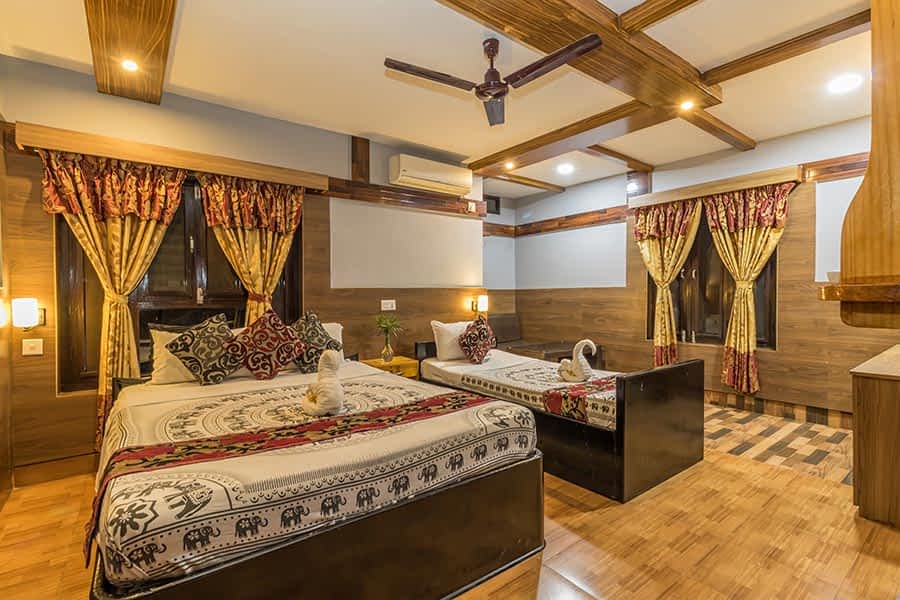 deluxe-family-room-small deluxe-family-room-small