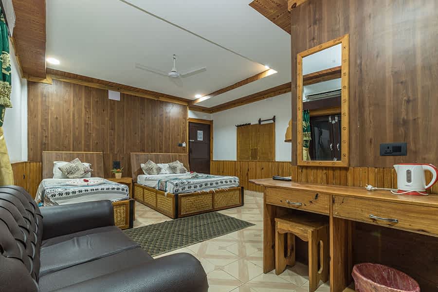 premium-family-room-small premium-family-room